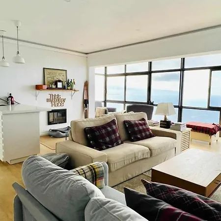 The Cliff Casa Marag Villa *