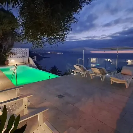 The Cliff Casa Marag Villa
